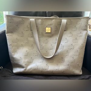 Rare Masters Augusta National leather handbag with cover